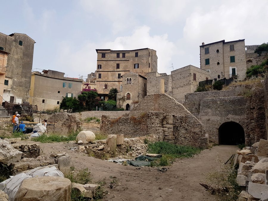File:Archaeology at Ancient Roman theatre in Terracina, Latina, Lazio, Italy 2021-06-30.jpg