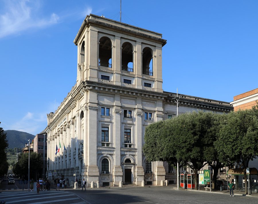 File:Terni, palazzo del governo (palazzo della provincia), di cesare bazzani, 1930-36, 01.jpg