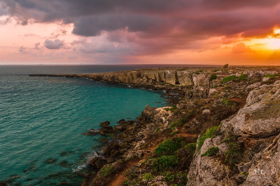 File:Sunrise at Favignana Island, Sicily (Italy) - panoramio (2).jpg