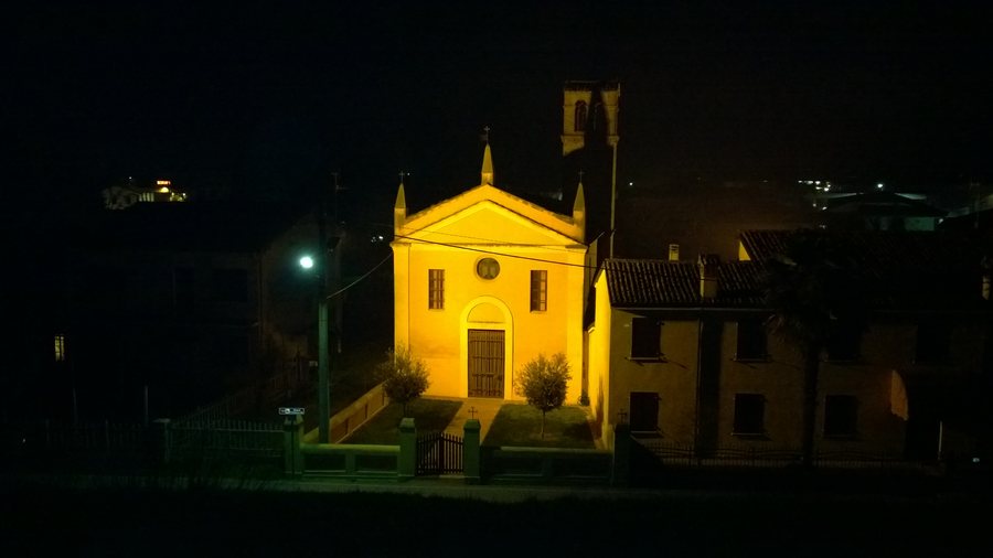 File:Melara (RO) Chiesa di Santa Croce.jpg