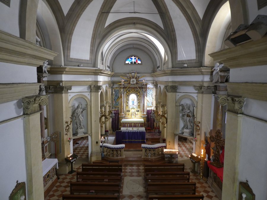 File:Madonna di Dossobuono, chiesa della Madonna della Salute - Interno 03.jpg
