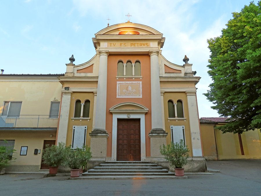 File:Chiesa di San Pietro (Ozzano Taro, Collecchio) - facciata 2022-05-16.jpg