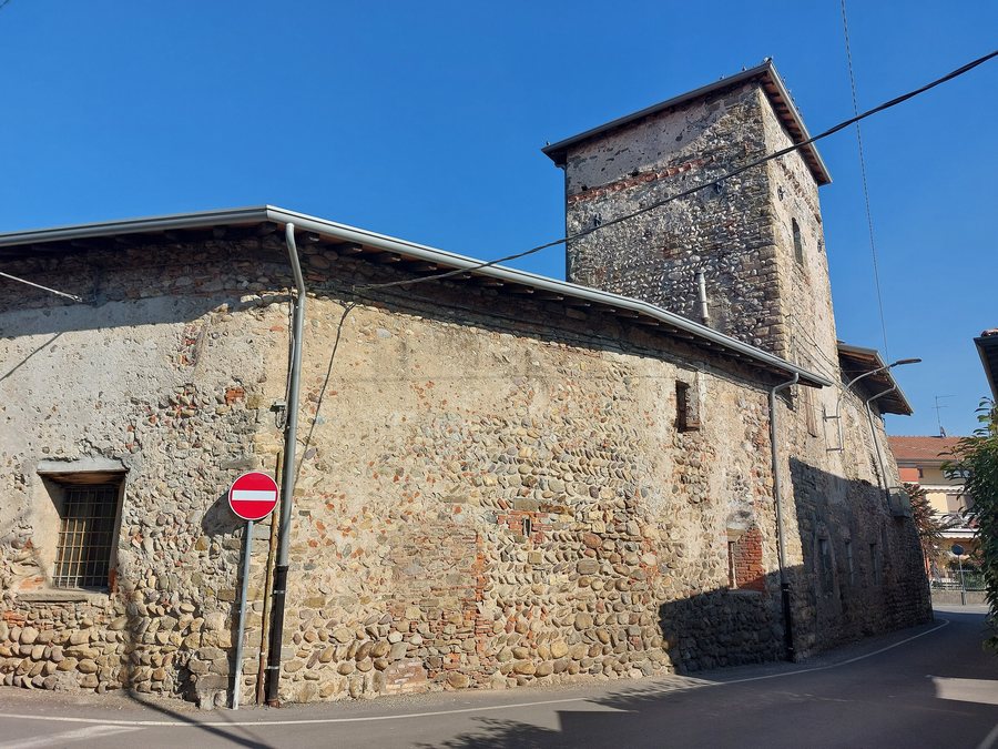 File:Presezzo - Castel del Ciacio - 2023-09-24 15-16-44 003.jpg