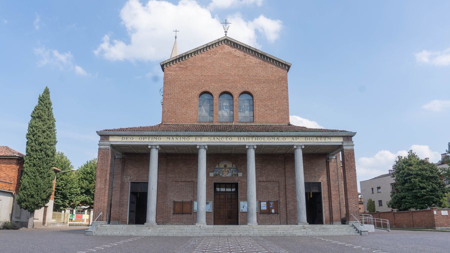 File:Carugo - Chiesa di S. Bartolomeo - 2023-09-12 17-00-38 001.jpg