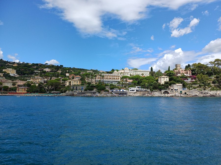 File:Coast of Santa Margherita Ligure (1).jpg