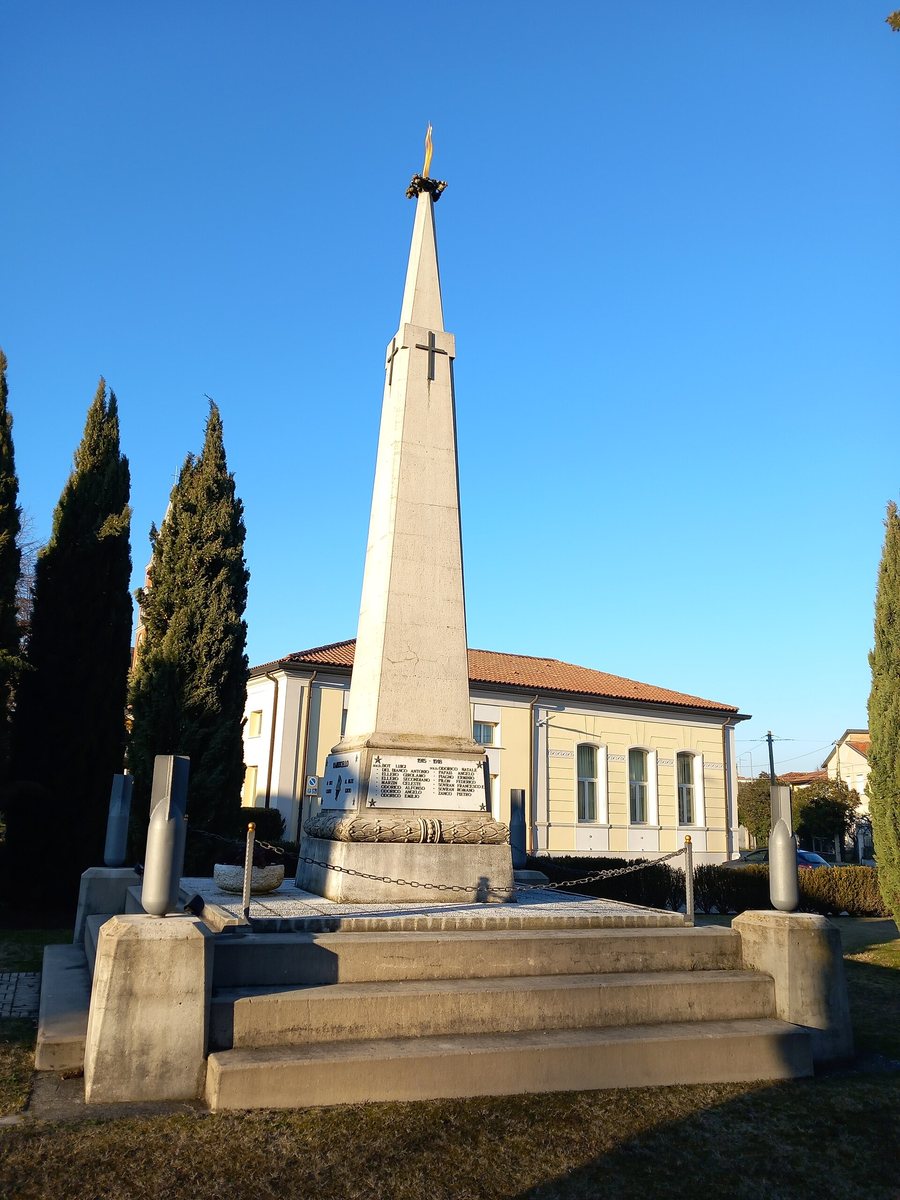 File:Monumento ai caduti - Ramuscello (Sesto al Reghena) 2024.01.12 a.jpg
