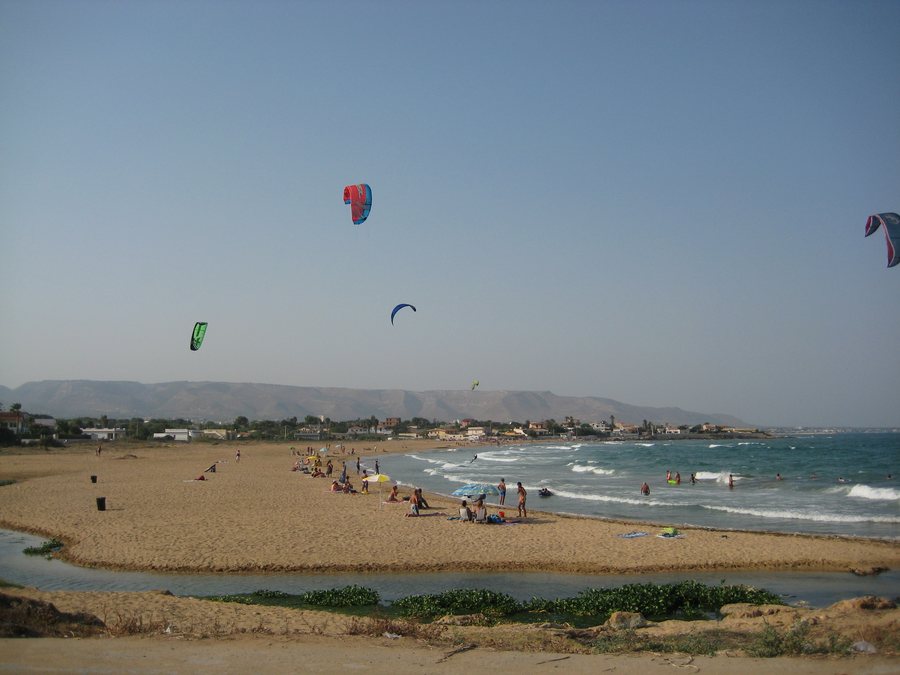 File:Spiaggia di Calabernardo.JPG
