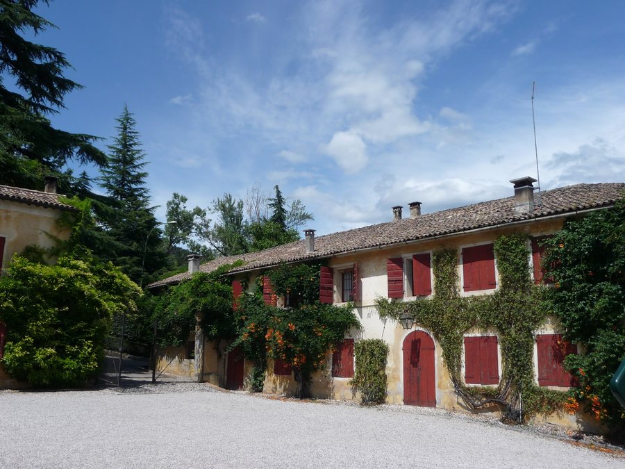 File:Villa Barbaro Maser annessi 2009-07-18 f01.jpg