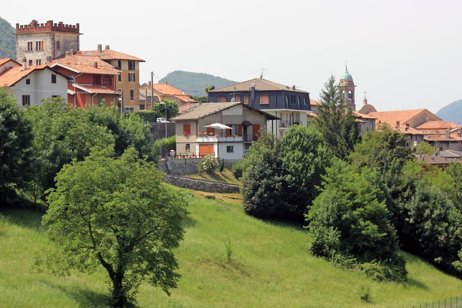 File:Canzo, Italy - panoramio.jpg