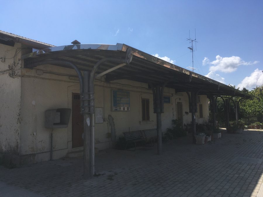 File:Santo Stefano Rogliano stazione - Wikigita Calabria 2022 - f02.jpg