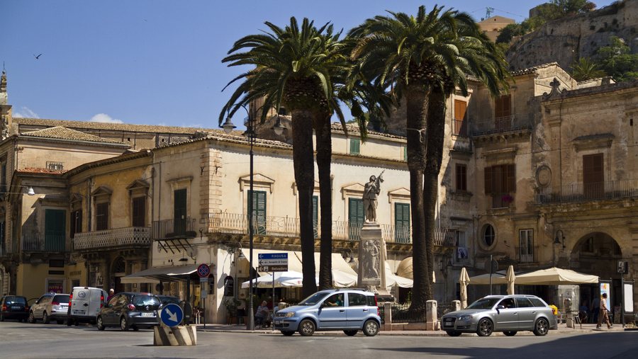 File:97015 Modica, Province of Ragusa, Italy - panoramio (15).jpg