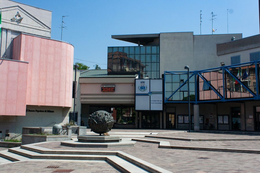 File:Vittuone.jpg
