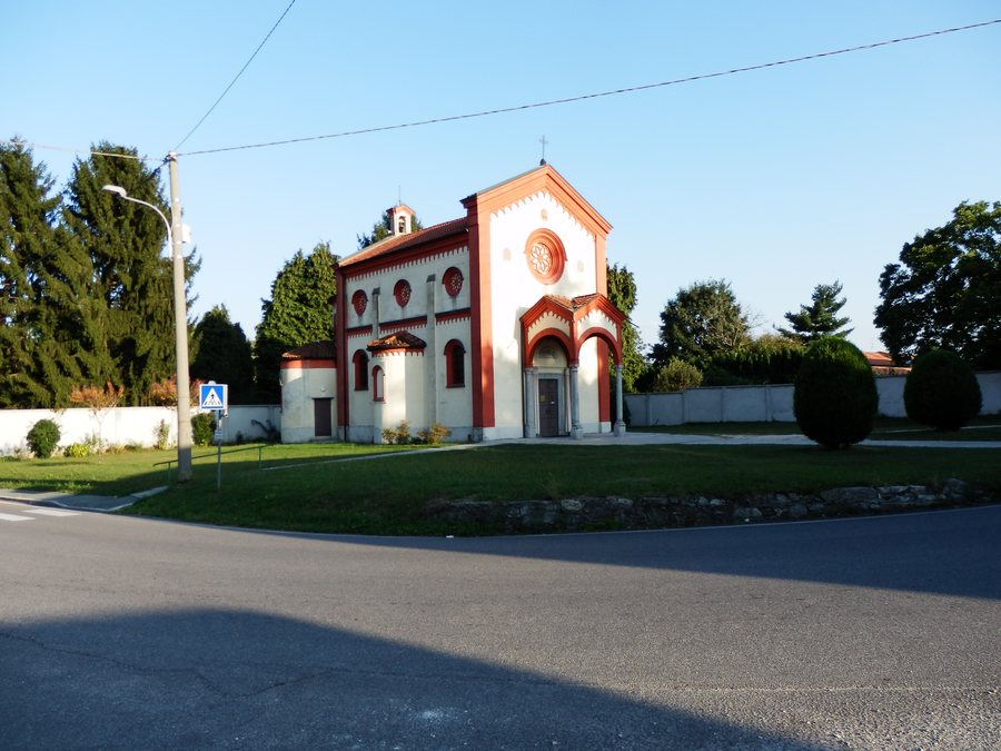 File:Church Barza Ispra.JPG