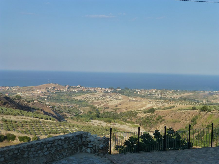 File:Badolato marina.JPG