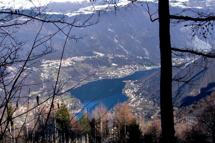 File:Lago di Endine.jpg