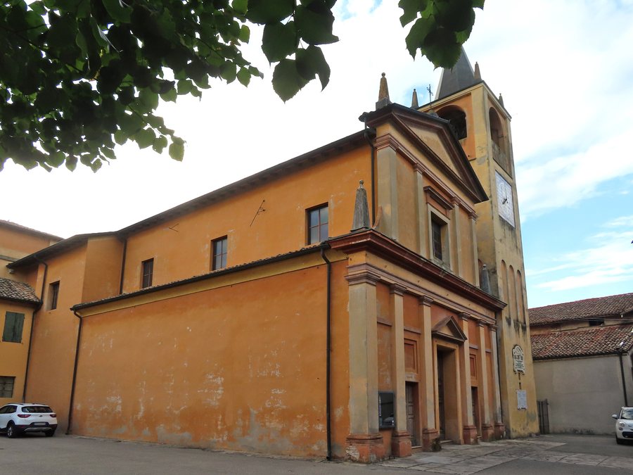 File:Chiesa di San Pietro (Vigatto, Parma) - facciata e lato sud 2024-09-29.jpg