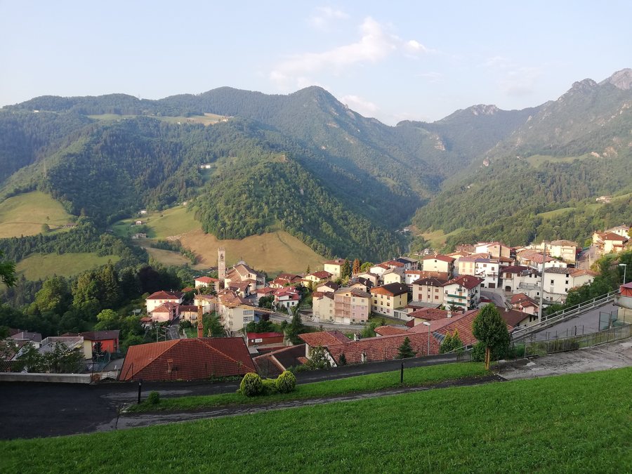 File:Museo miniere Gorno - Gorno Contrada Villassio.jpg