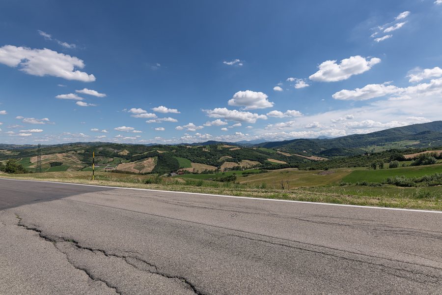 File:SP36 (Via Lupazzano - Le Mole) - Neviano degli Arduini, Parma, Italy - June 1, 2020 01.jpg