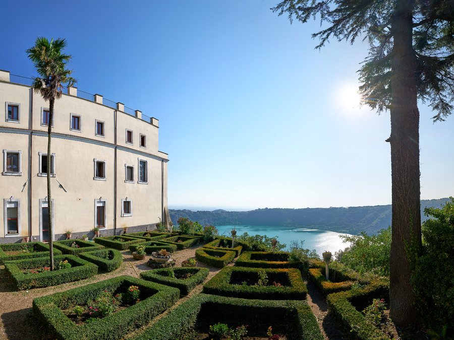 File:Nemi (IT), Roseto di Nemi & Lago di Nemi -- 2024 -- 0525-49.jpg