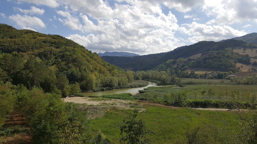 File:Lago di Quarto 02.jpg