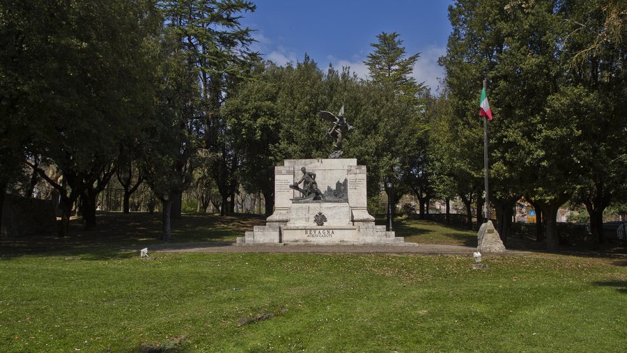 File:06031 Bevagna PG, Italy - panoramio (23).jpg