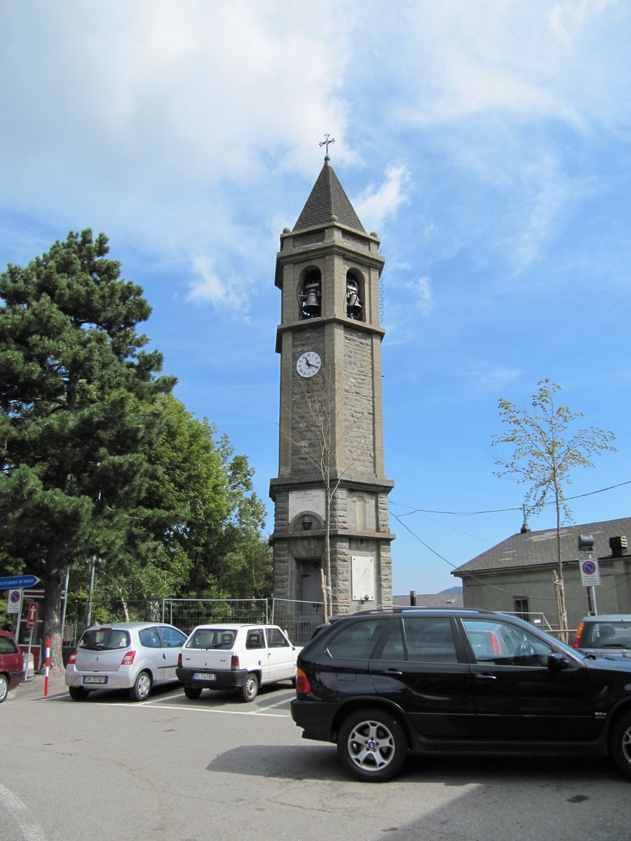 File:Church tower of Sant'Andrea Apostolo, Ligonchio, Ventasso, Italy.jpg