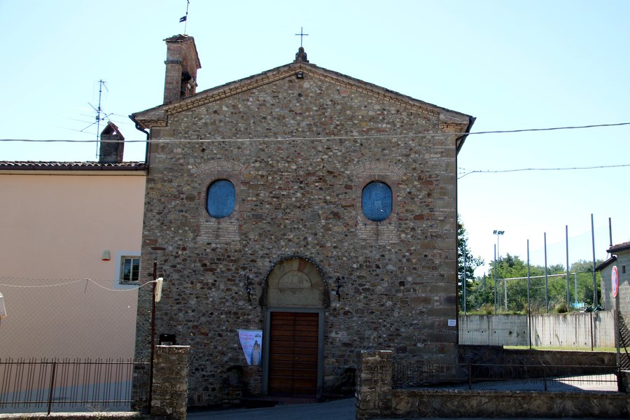 File:Via di Francesco (percorso del nord), Citerna, Fighille, Chiesa di San Michele Arcangelo 01.jpg