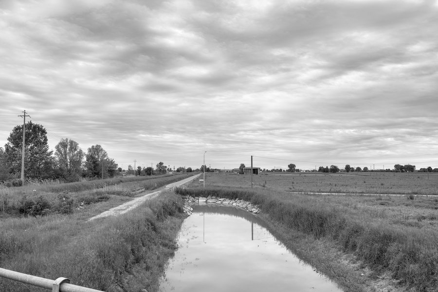File:Canalazzo Brescello - Gattatico, Reggio Emilia, Italia - 26 Aprile 2026 01.jpg
