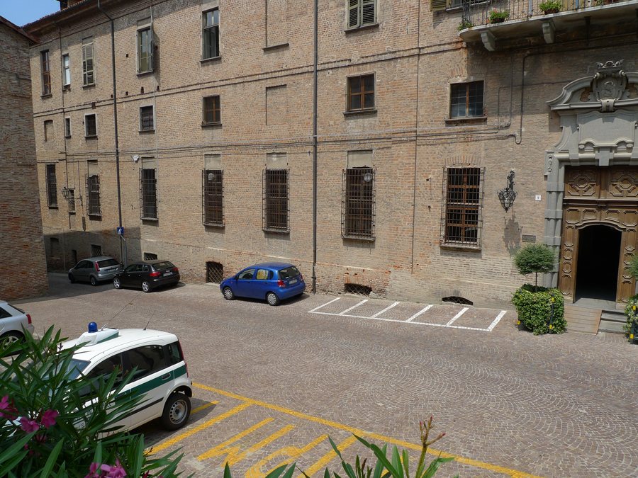 File:Palazzo di Città, Saluzzo (Piemonte, Italy) (33981120285).jpg