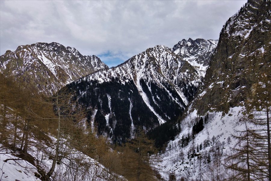 File:Terme di Valdieri-Winter-Valdieri 2.jpg