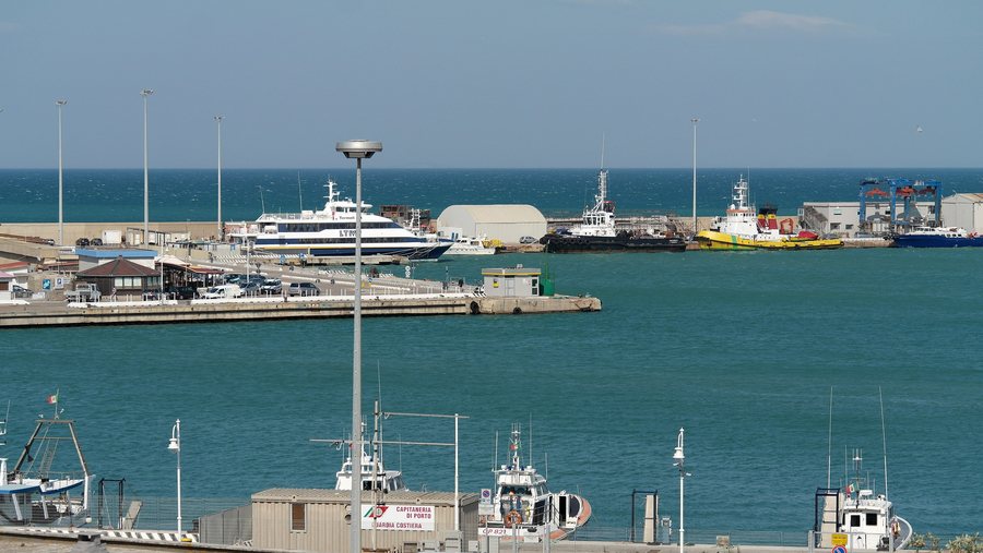 File:86039 Termoli, Province of Campobasso, Italy - panoramio - trolvag (4).jpg