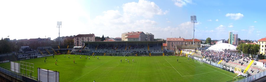 File:Stadio G. Moccagatta di Alessandria Vista.jpg
