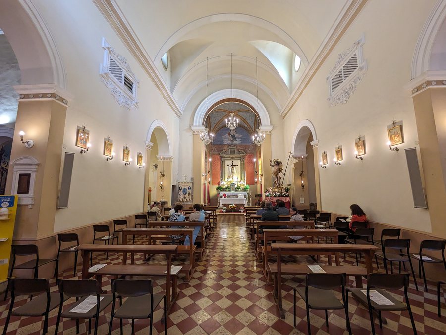 File:Chiesa di San Severo (Ostra Vetere) 2.jpg