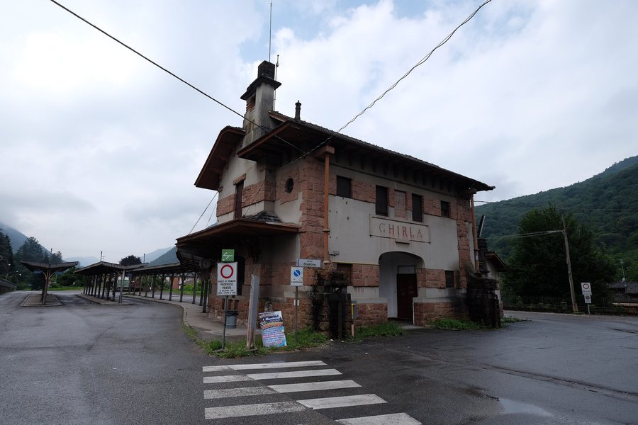 File:21030 Ghirla VA, Italy - panoramio.jpg