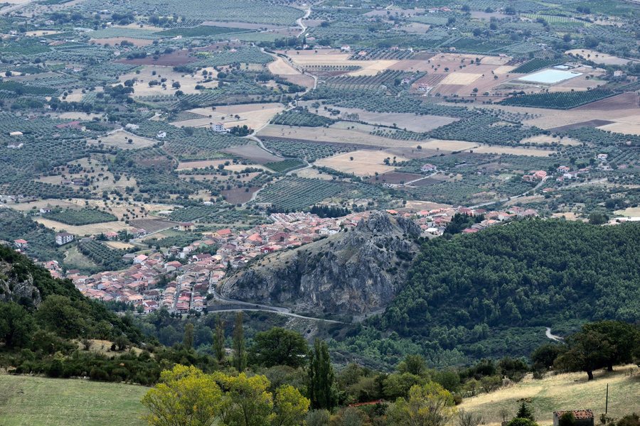 File:Cerchiara di Calabria vista dal Santuario della Madonna delle Armi.jpg
