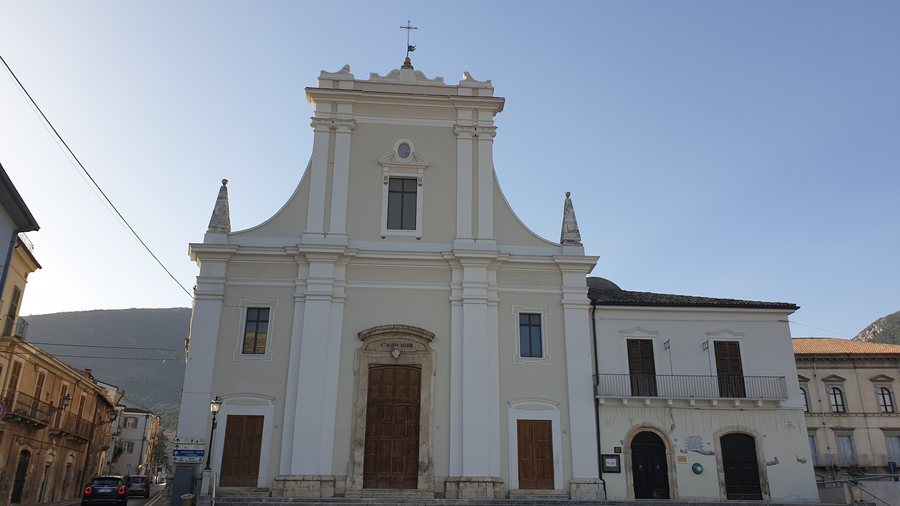 File:Raiano - Chiesa di Santa Maria Maggiore 02.jpg