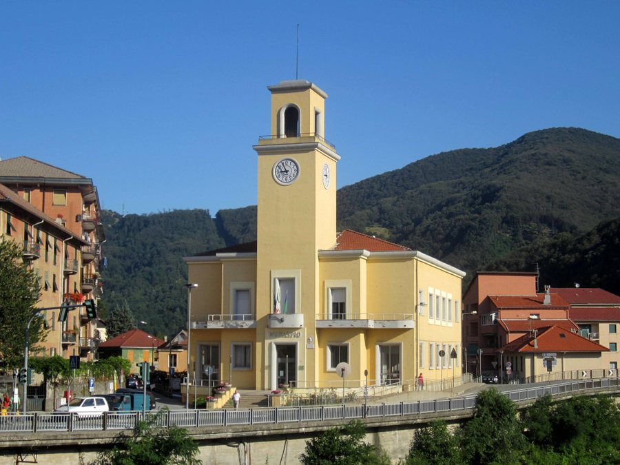 File:Campo Ligure - Municipio.JPG