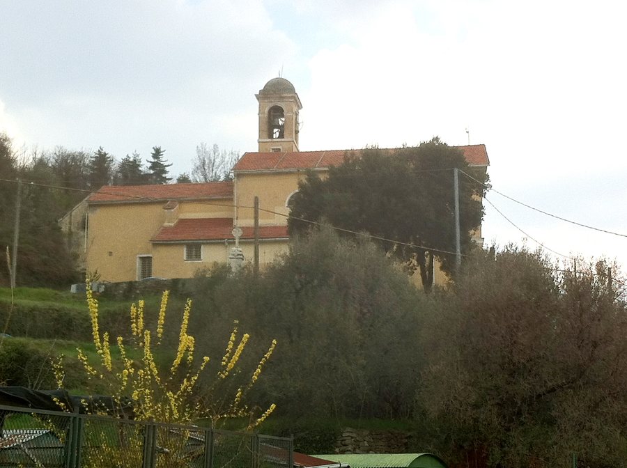 File:Montagna (Quiliano)-chiesa san michele.jpg