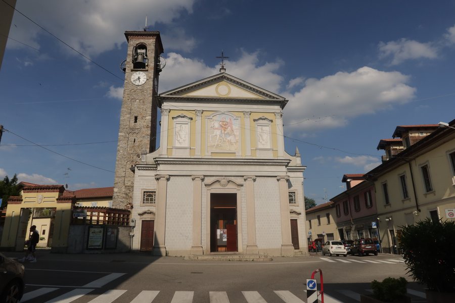 File:Besnate Chiesa di San Martino 01.jpg