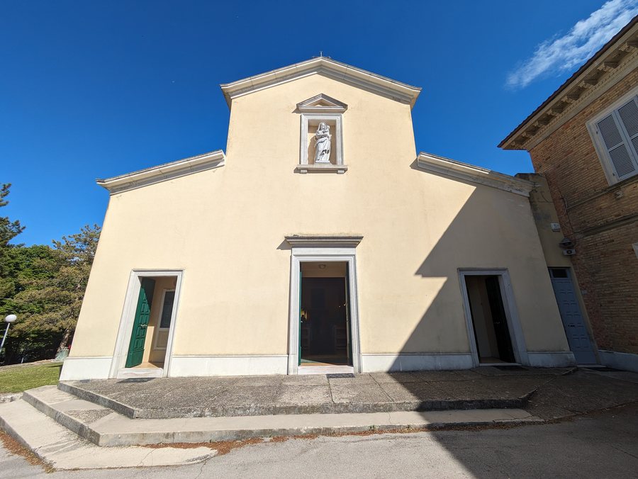 File:Chiesa di San Michele Arcangelo (Monte Porzio) 01.jpg
