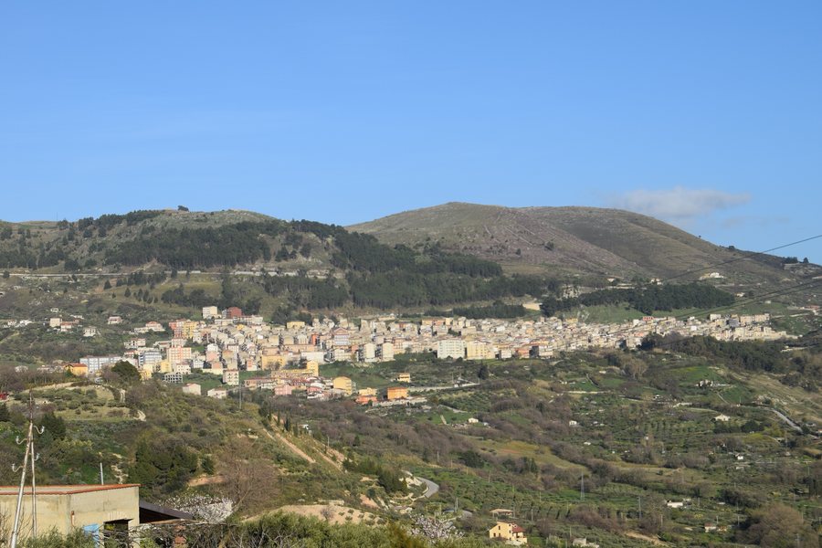 File:Panorama - Santo Stefano Quisquina AG, Sicilia, Italia.jpg
