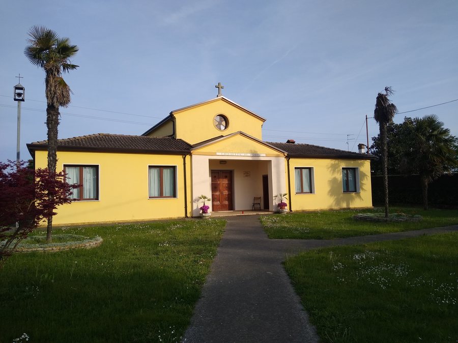 File:Chiesetta di San Giuseppe Cottolengo (Zona Porto, Brugine).jpg