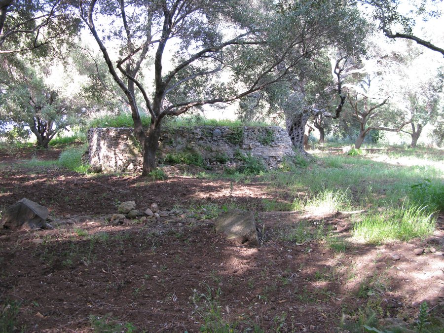 File:Parco Archeologico dei Tauriani (Taureana di Palmi) - Reggio Calabria, Italy - 24 May 2009.jpg