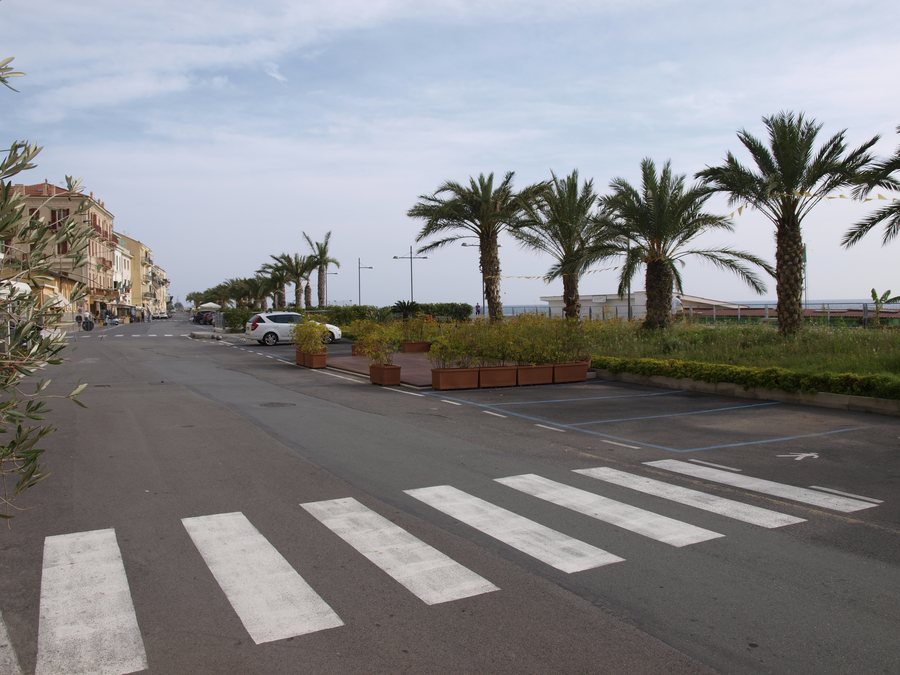 File:18014 Ospedaletti IM, Italy - panoramio (1).jpg