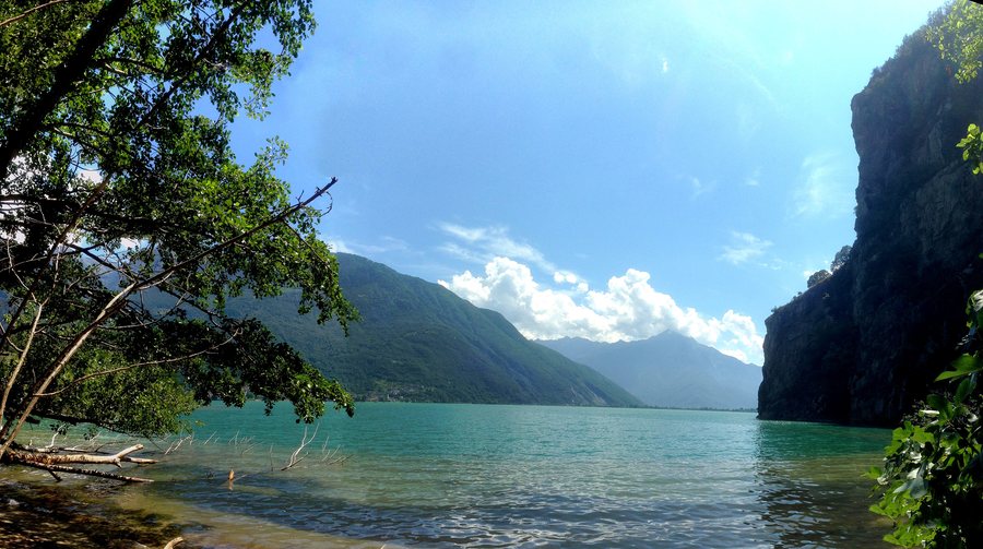 File:22010 Sorico, Province of Como, Italy - panoramio.jpg