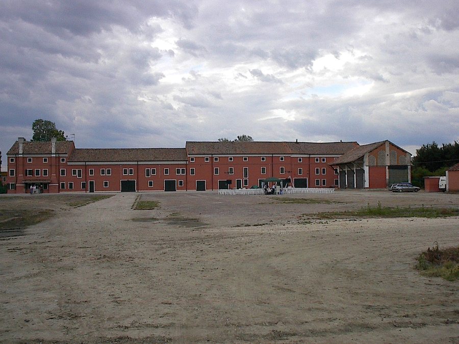 File:Ca bonelli porto tolle.jpg