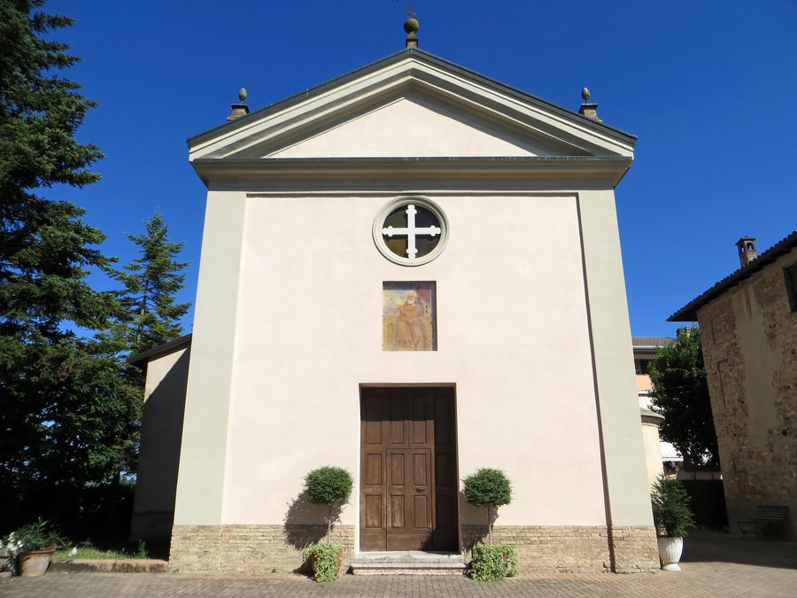 File:Chiesa di San Pietro Apostolo (Roncopascolo, Parma) - facciata 2019-06-23.jpg