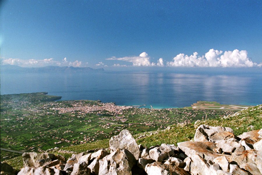 File:Terrasini-bjs2007-01.jpg