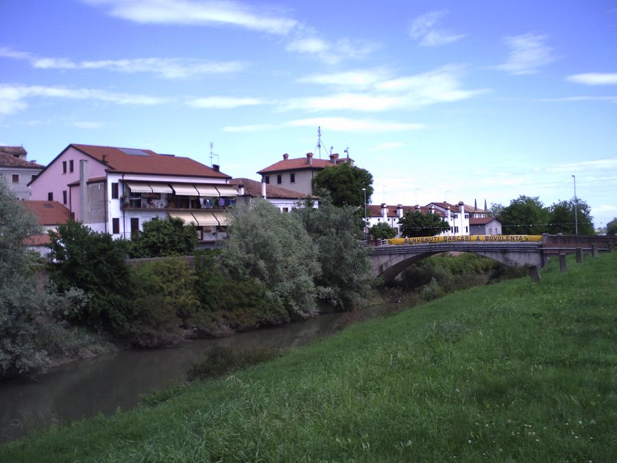File:Bovolenta.jpg