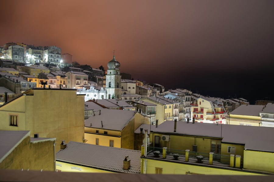 File:Stigliano - Panorama innevato.jpg